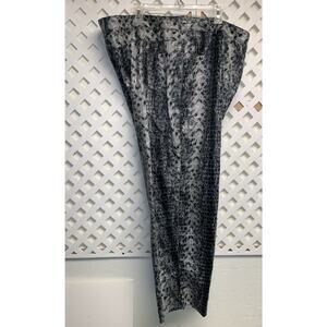 Selene Sport Faux Snake Skin Straight Leg Pants sSze 24W Gray Amphibian Print